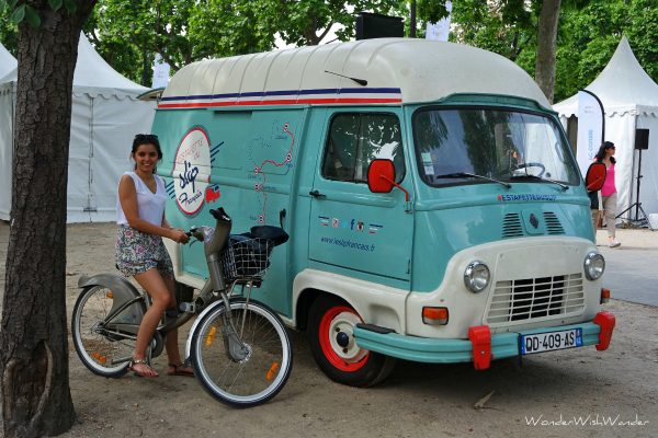 Cycling, Paris, France